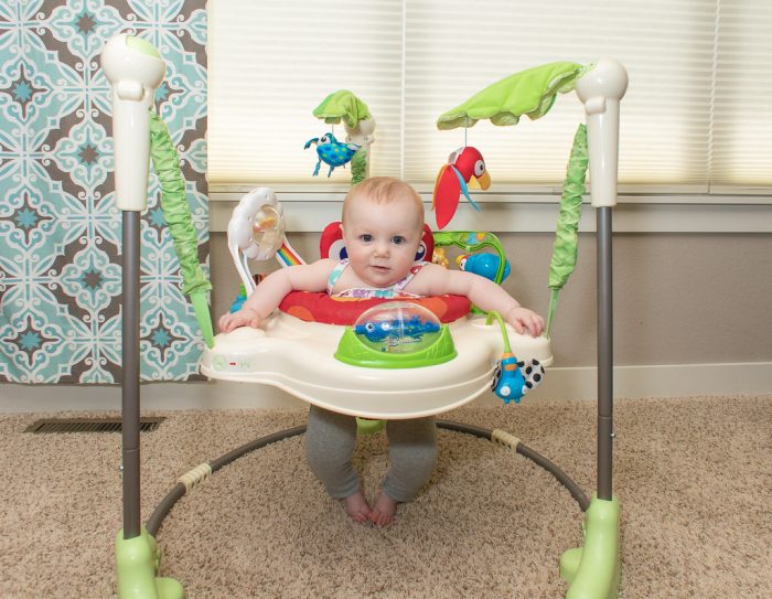 jumperoo not good for baby