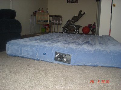 The best air beds are inexpensive and serve well as everyday beds if you put a little effort into choosing one. Make sure the one you buy is durable and comfortable, has the best warranty, is made of thick material, and sleeps the most like a traditional bed. You can use air beds every day. Just look for the air bed best suited to your needs.