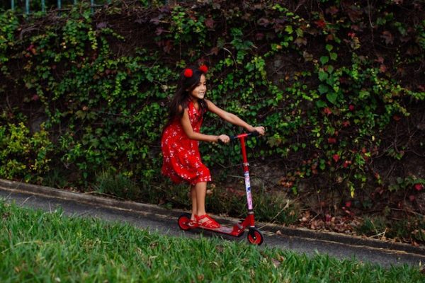 How Scooters Foster Spatial Awareness In Children | FamilyHype